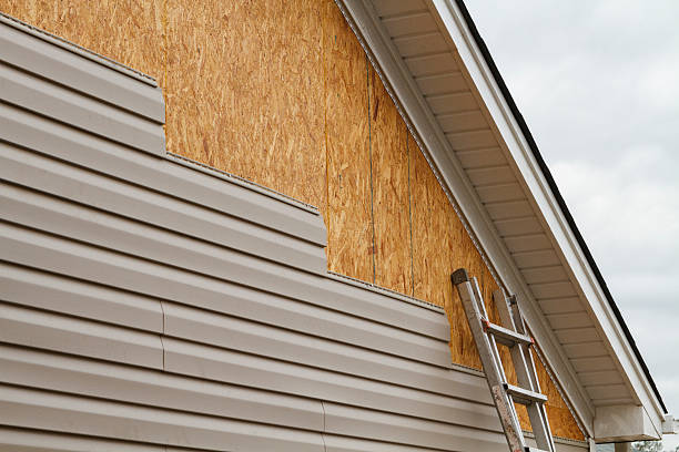 Professional Siding Installation technician working in Pottstown, PA